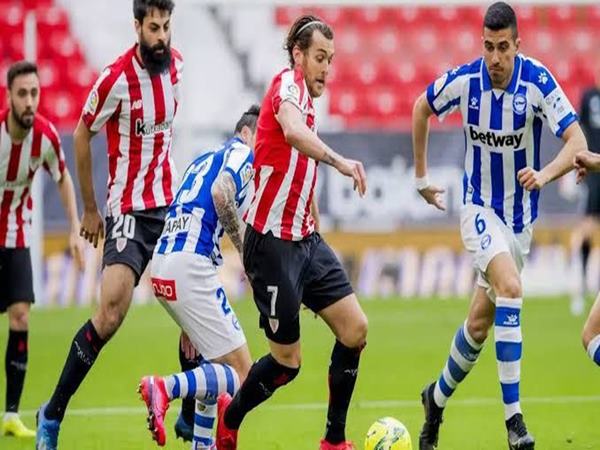 Alaves đối đầu Athletic Bilbao